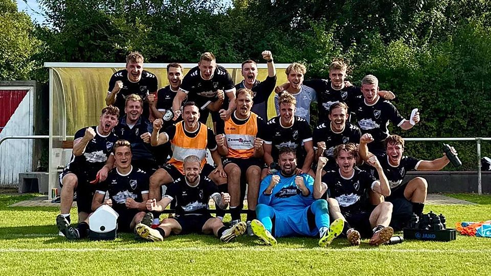Die TS Einfeld nach dem 3:1-Sieg beim TSV Flintbek.