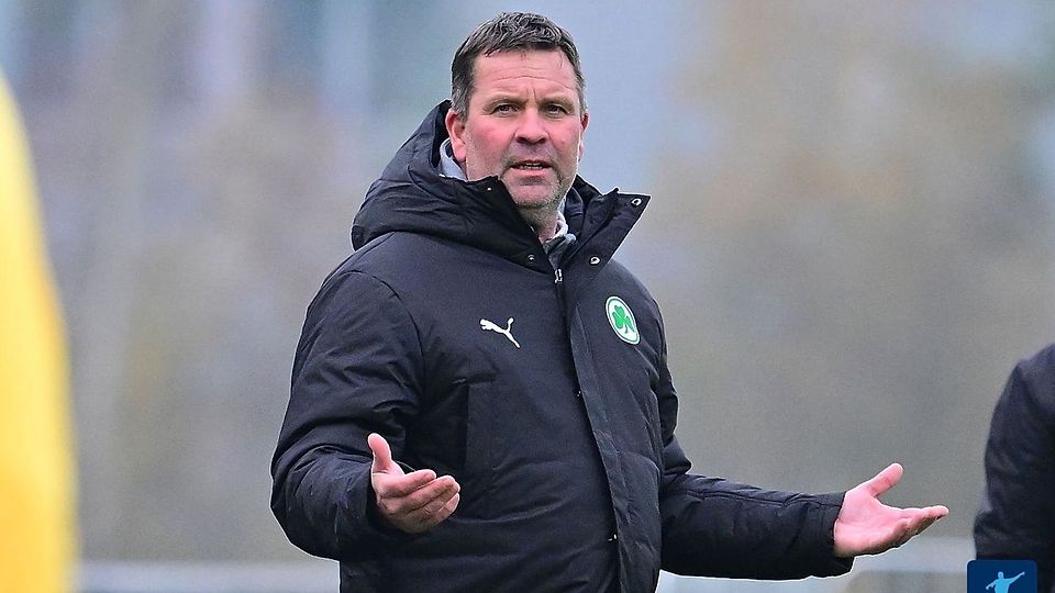 Feuerwehrmann: Christian Fiedler springt bei der U23 des Kleeblatts in die Bresche und soll die Fürther vor dem Sturz in die Bayernliga bewahren. 