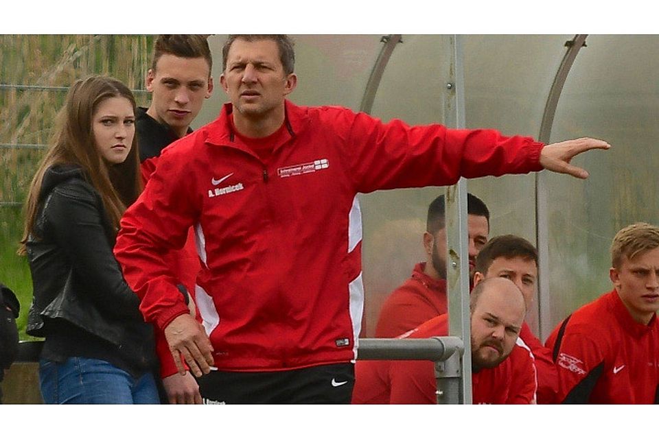 Nach der Saison ist Schluss: Die Wege von Trainer Arndt Hornicek und Fußball-Gruppenligist SKV Büttelborn trennen sich nach vier Jahren.	 Archivfoto: Uwe Krämer