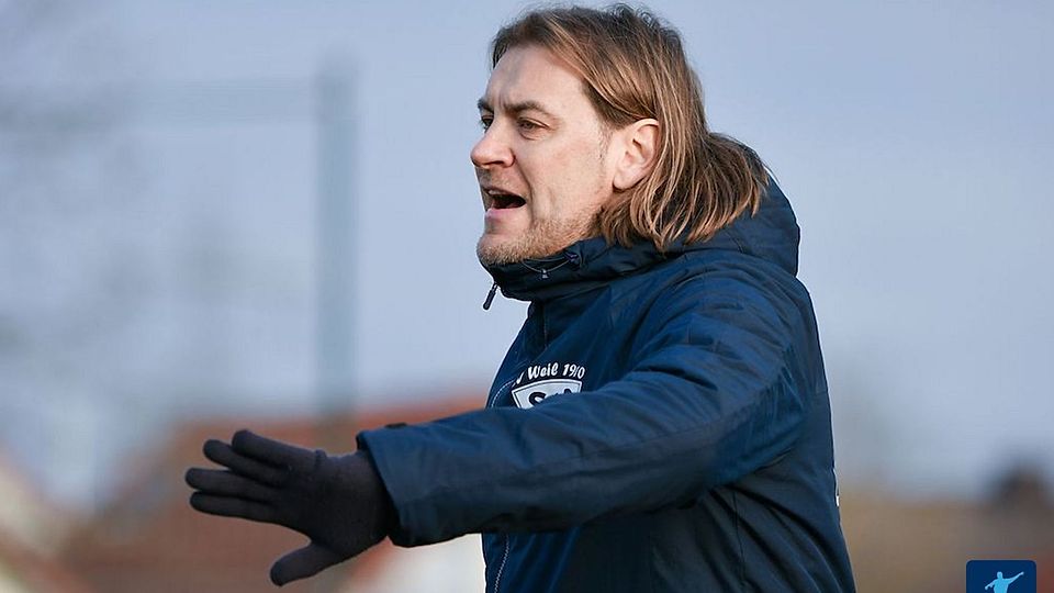 SVW-Coach Andreas Schepperle während des Testspiels beim Bahlinger SC II. | Foto: Claus G. Stoll