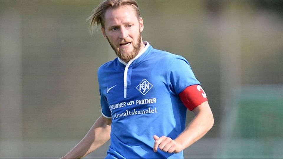 Mittelfeldspieler Florian Heitzmann wird Co-Trainer beim Landesligisten FC Neustadt.   | Foto: Patrick  Seeger