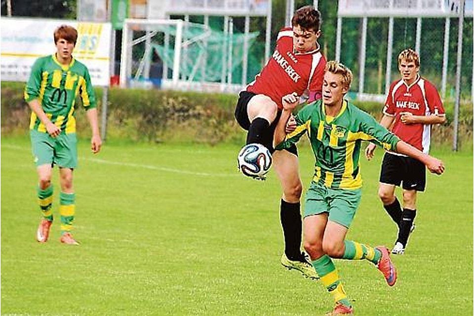Hatten die Nase vorn: Die B Junioren-Fußballer der SG Friesoythe/Sedelsberg gewannen ihr Heimspiel gegen den TSV  Abbehausen  4:2. Heiner Elsen