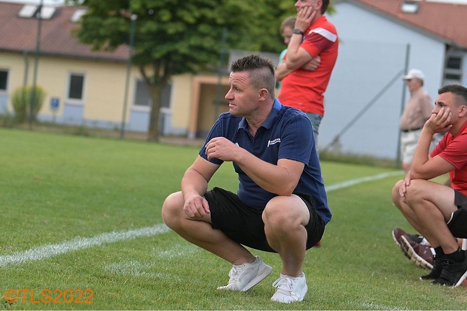 Einstand geglückt: Neukirchens kurzfristig neu eingesetzter Trainer Franz Koller sah einen Auswärtssieg in Tegernheim.
