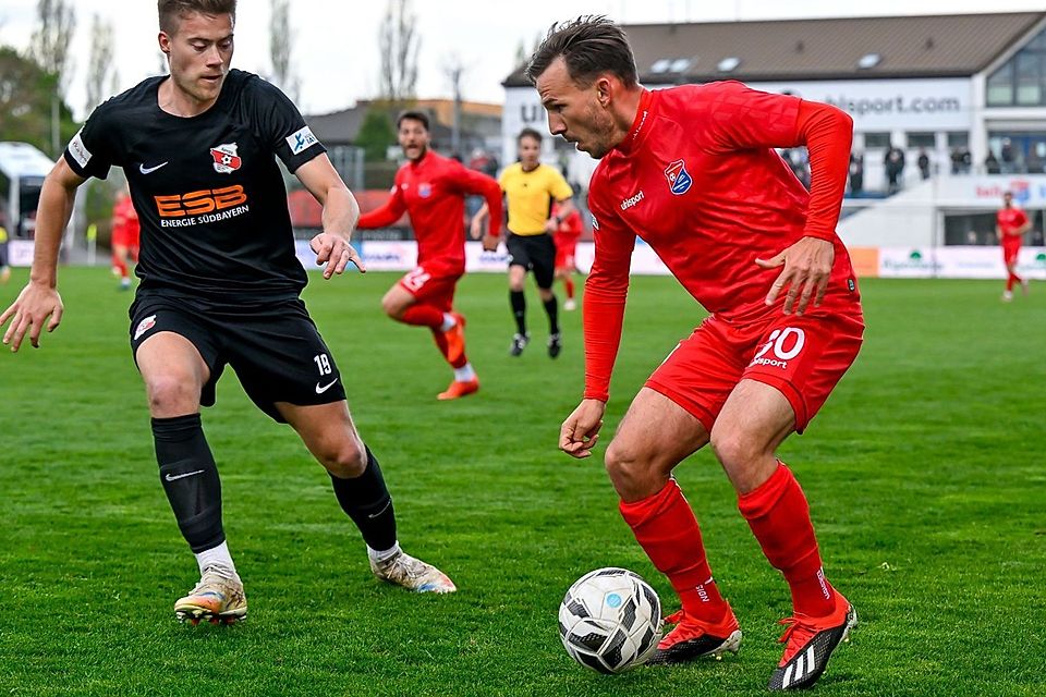 Simon Skarlatidis triift mit Haching auf Memmingen.