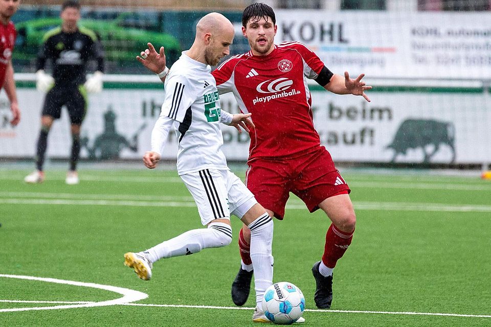 Am Ball gegen Zülpich: Raspos Patrick Mioska. Am Ball gegen Zülpich: Raspos Patrick Mioska.