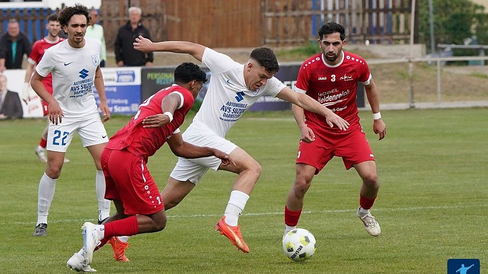Im direkten Duell: Der SV Münster schlug die SKV Büttelborn mit 3:2.  