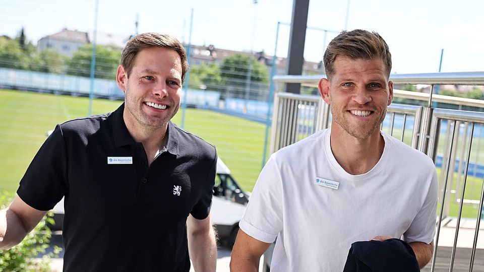 Der nächste Hoffnungsträger beim TSV 1860 München: Florian Niederlechner (re.) wurde am Montag offiziell vorgestellt, kam neben Geschäftsführer Christian Werner zur Pressekonferenz.