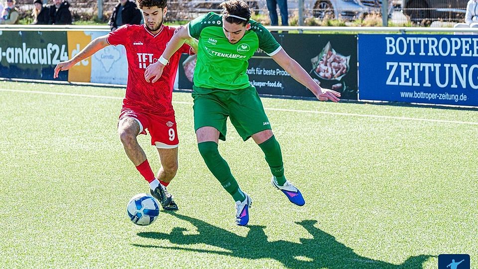 Klosterhardt hat die Nase vor Dostlukspor Bottrop.