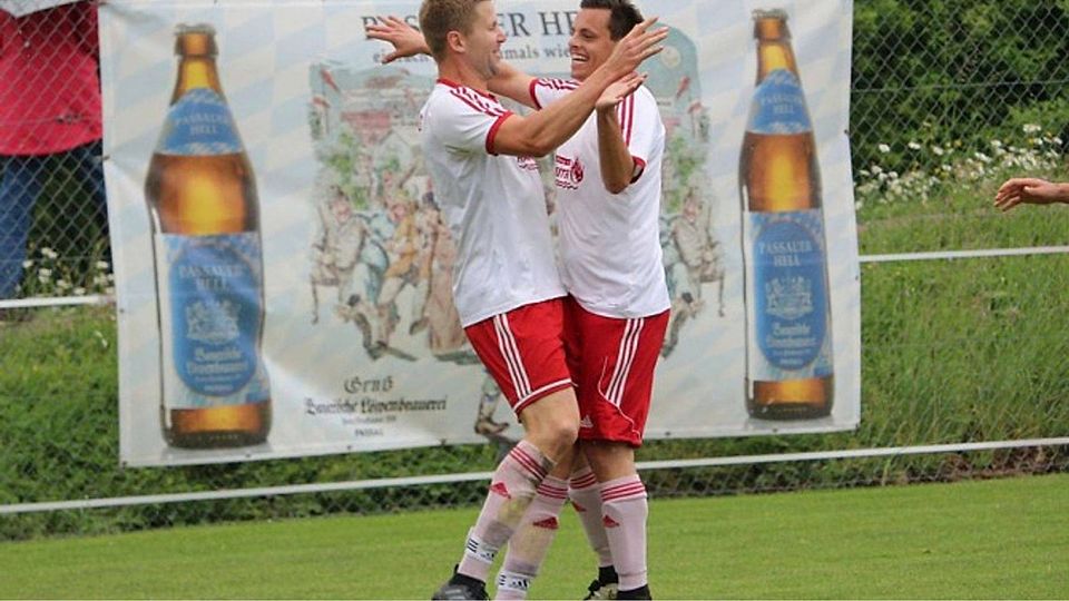 Ab Sommer wieder vereint: Alois Windisch und Daniel Weber bilden beim FC Aiterhofen erneut ein Trainergespann. F: Rockinger