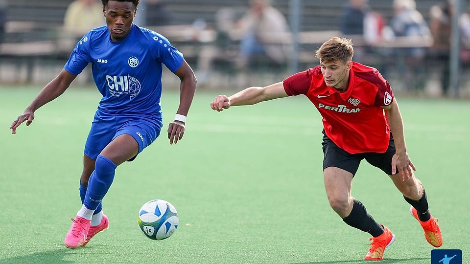 Aaron Bolela (links) wechselt zum SV Niedernhausen.
