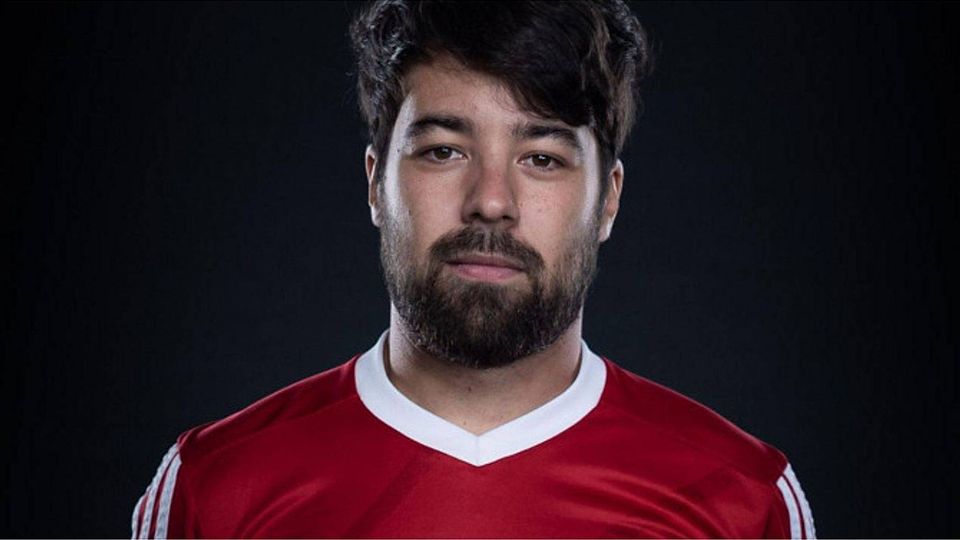 Michael Kees ärgert sich zwar über die vergebenen Chancen, zieht aber den Hut vor der Leistung der Gäste aus Böbing. David Haas