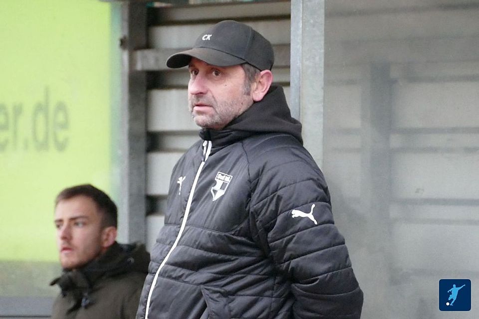 Andreas Wieczorek kritisiert eine mögliche Wiedereingruppierung der SF Siegen II in die A-Liga.