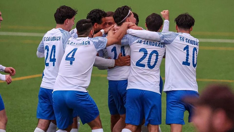 Eine verschworene Gemeinschaft: die SG Sandbach hat in der abgelaufenen Saison viel Grund zum Jubeln gehabt. 	Foto: Joaquim Ferreira
