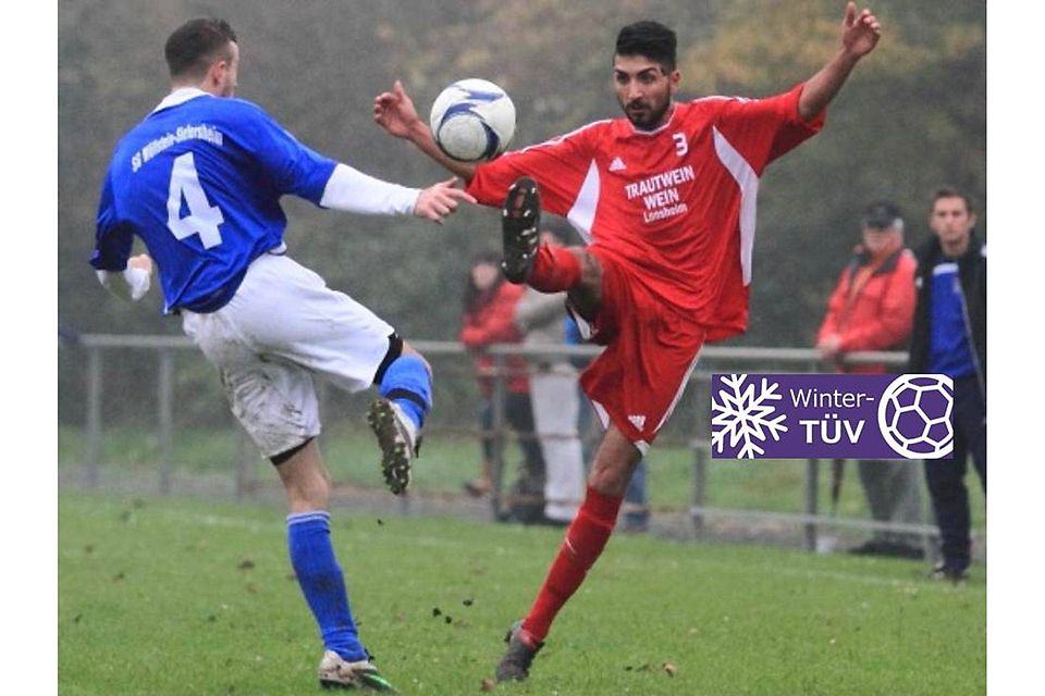 Mangelnde Einstellung und mangelndes Engagement enttäuschen Trainer Levent Yalkin. Eigentlich wäre sonst der Aufstieg für die SG Lonsheim/Spiesheim (rot) drin. F: Wolff