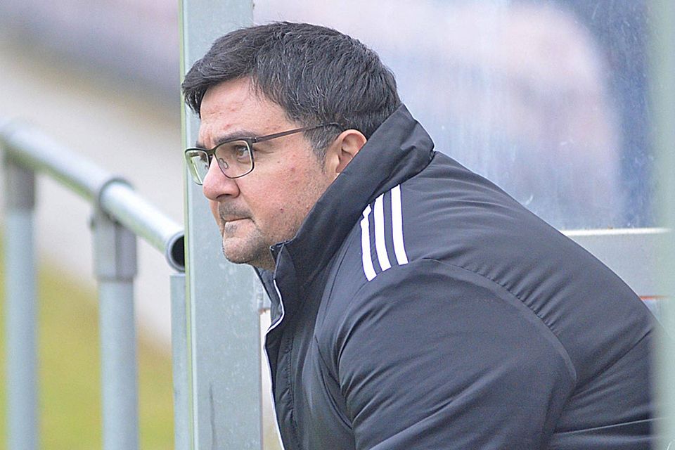 Ali Dabestani ist nicht mehr Trainer des TSV Friedberg. Wer sein Nachfolger wird, steht noch nicht fest.