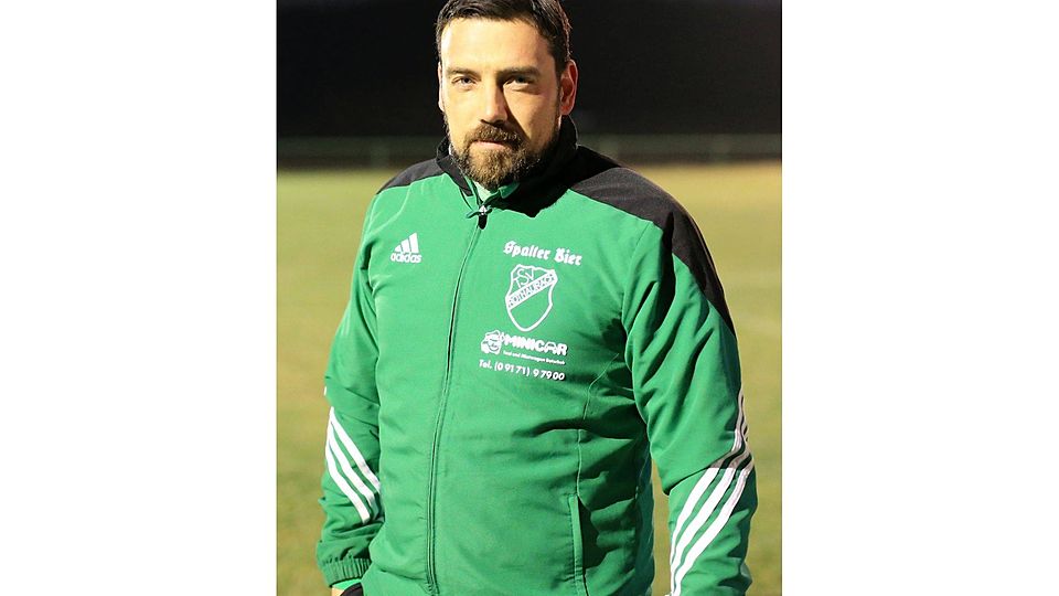 Ali Adman, Trainer des TSV Rothaurach. Foto: Salvatore Giurdanella