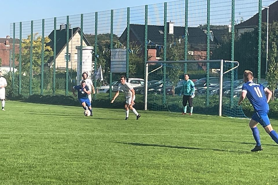 BW Schinkel konnte dem Druck des  BSV Holzhausen nicht standhalten und unterlag  mit 1:3 Toren.