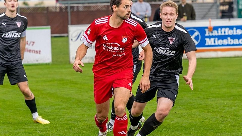 Fußball Bezirksliga  SV Miesbach - SV Bruckmühl