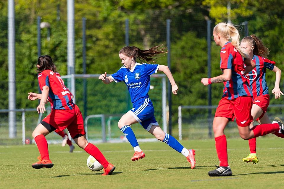 Fußballerinnen Der SG Kaarst Starten Mit Auswärtssieg - FuPa