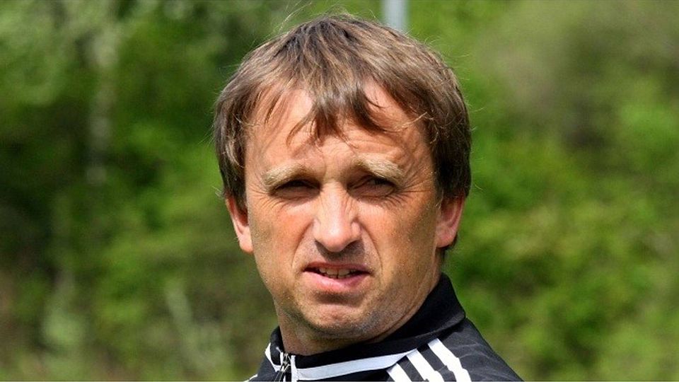 Klaus Otten ist fast auf den Tag genau nach zwölf Jahren als Trainer zum TuS Tarmstedt zurückgekehrt, mit dem er 2005 den Meistertitel in der Kreisliga holte. Foto: Krause