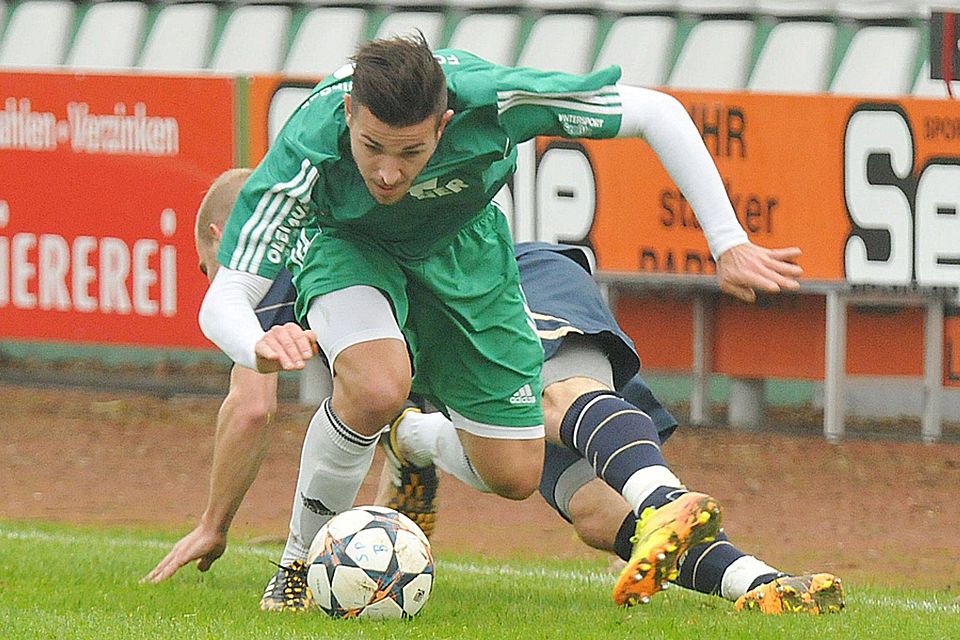 Gestrauchelt ist René Schröder mit dem FC Gundelfingen im letzten Spiel des Jahres.  Foto: Brugger
