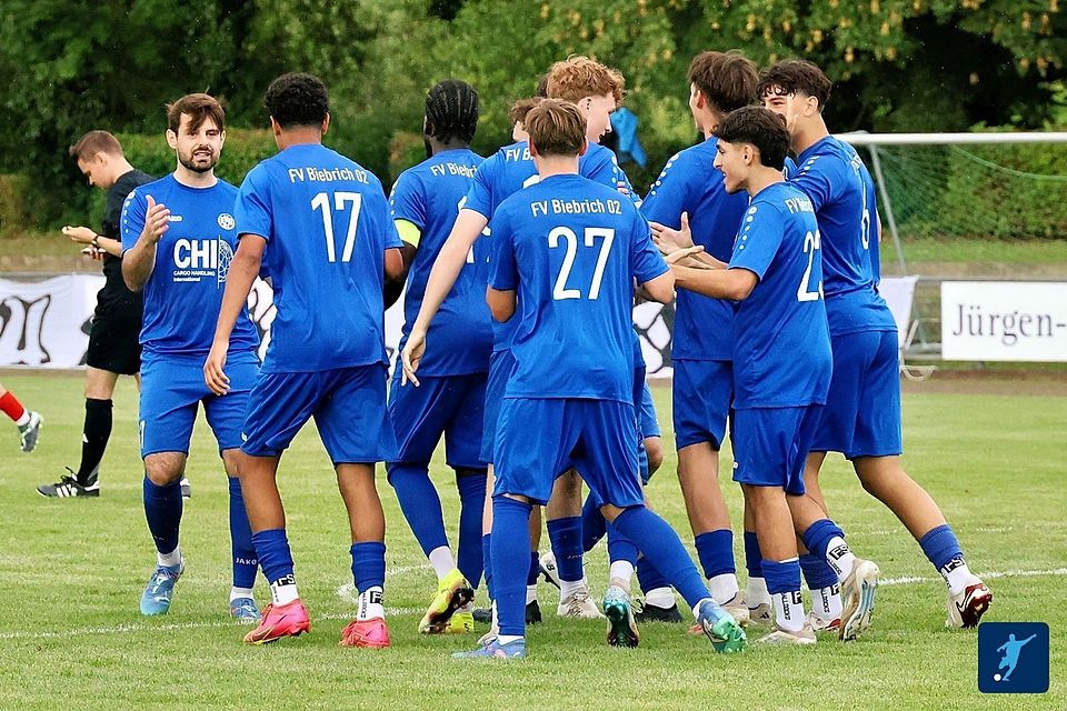 Blitzsaubere Leistung des FV Biebrich gegen Marburg. Blitzsaubere Leistung des FV Biebrich gegen Marburg.