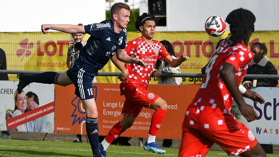 In Halbzeit zwei entschied die Mainzer U19 das Spiel dann doch klar für sich
