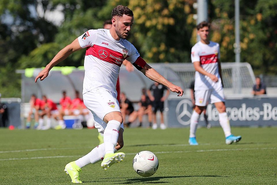 Zwei Tore im Test gegen Calcio Leinfelden-Echterdingen: VfB-II-Kapitän Lukas Kiefer. Zwei Tore im Test gegen Calcio Leinfelden-Echterdingen: VfB-II-Kapitän Lukas Kiefer.