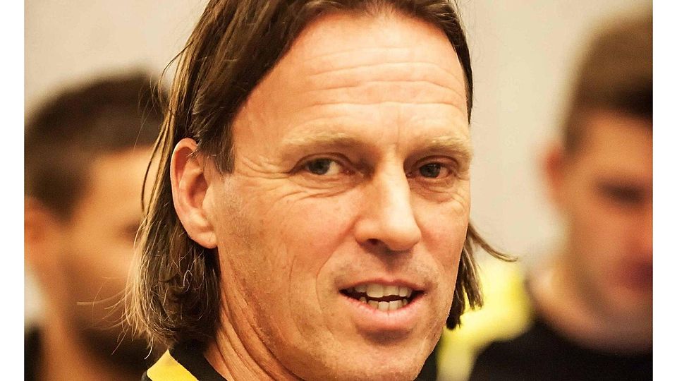 Zuversichtlich vor dem Wiederbeginn der Verbandsliga-Runde: Lauheims Trainer Rolf Baumann. Archivfoto: cma