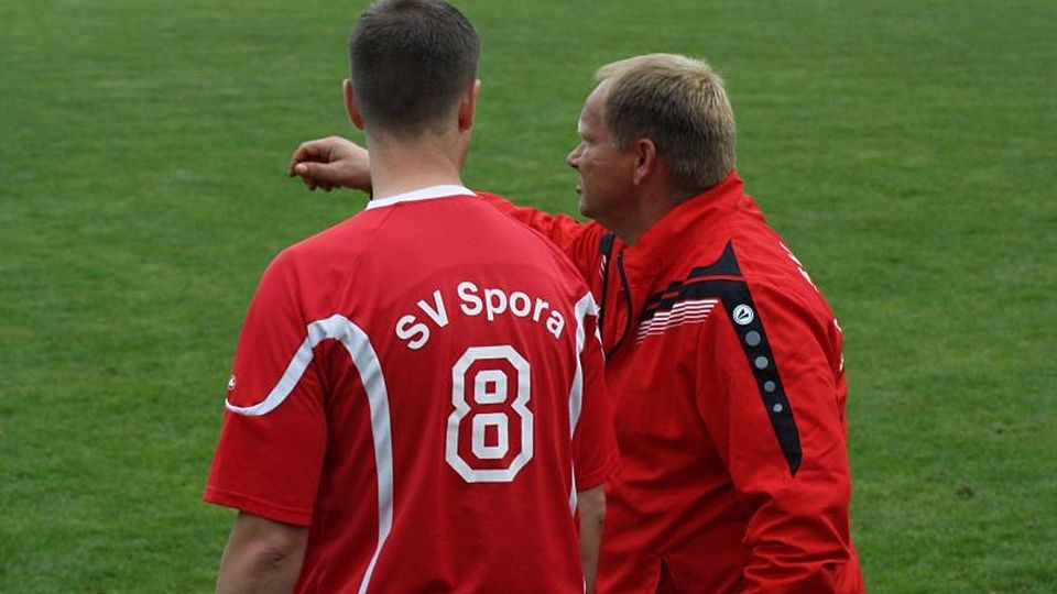 Rene Hein (rechts) ist ab sofort nicht mehr für die sportlichen Geschicke in Spora verantwortlich  F: SV Spora