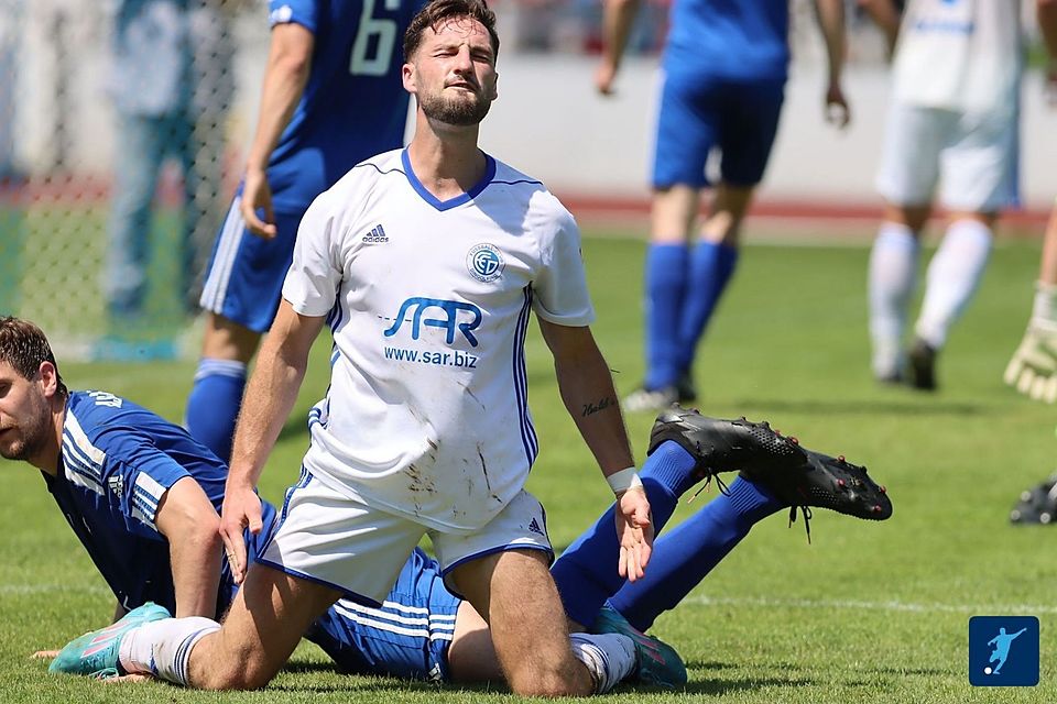 Angesichts des personellen Engpasses in der Defensive hat der FC Dingolfing für die Saisonendphase Ex-Regionalligakicker Adrian Gahabka reaktiviert.