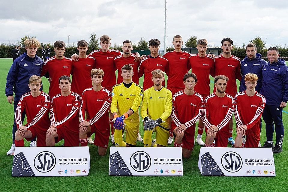 Der siegreiche U19-Förderkader des Bayerischen Fußball-Verbands