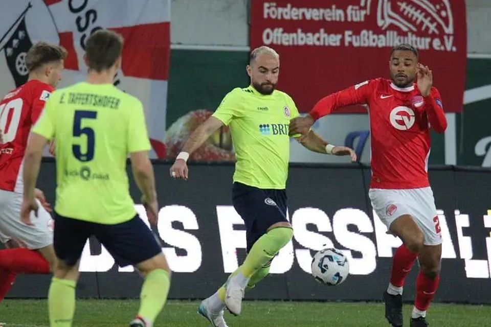 In der vergangenen Saison setzte sich der SVWW mit 4:0 im Hessenpokal-Viertelfinale bei Kickers Offenbach durch. 