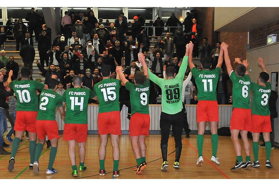 Der Jubel kannte beim FC Maroc nach dem Turniersieg keine Grenzen mehr. Foto: Klein.