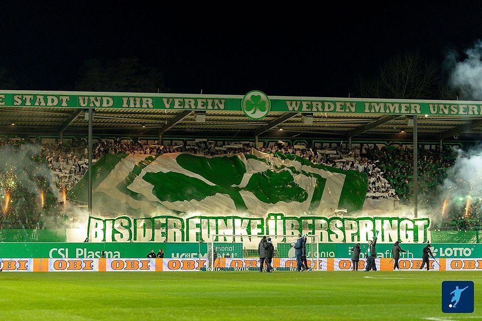 Über den Fürther Ronhof schwebt die Angst über einen möglichen Abstieg aus der 2. Liga, der auch für die U23 gravierende Folgen hätte 