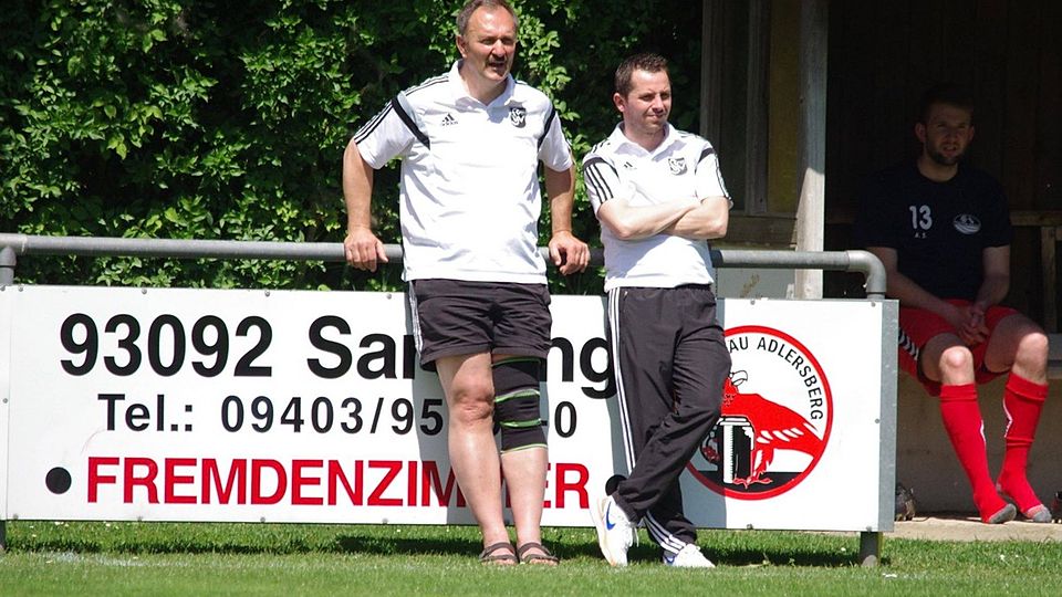 Gregor Kazanowski (rechts) und Nobert Zormeier bildeten beim SV Wiesent ein tolles Gespann. Kazanowski hörte nach zwei Jahren als Wiesenter Trainer auf. F: lst