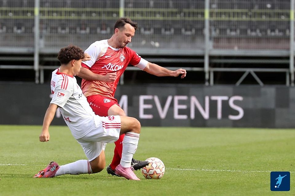 Peter Kurzweg (rechts) gilt als lautstarker Antreiber, der vor allem über den Einsatz und die physische Präsenz kommt.