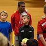Ein Training mit Bayern-Star Douglas Costa war bislang der Höhepunkt beim SSV Jahn 1889. Jetzt möchten die Futsaler ein eigenes Juniorenteam auf die Beine stellen. Foto: Nickl