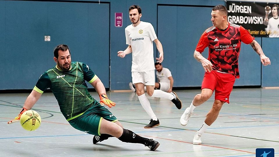 Packende Spiele und beste Stimmung - das AH-Turnier des VfB Westend verlief wie ein Klassentreffen.