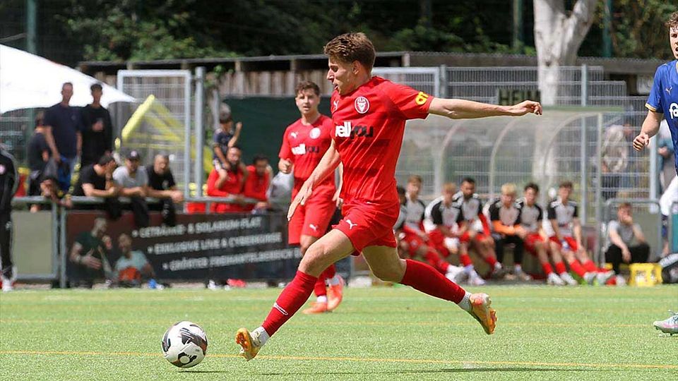 Jannis Voß (Kilia Kiel) in Aktion.