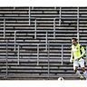 Mehr Interesse an den Sportfreunden Siegen und positive Nachrichten aus dem Verein wären Keeper Dominik Poremba sicher lieber als dass er in der Elf des Tages auftaucht. Foto: René Traut