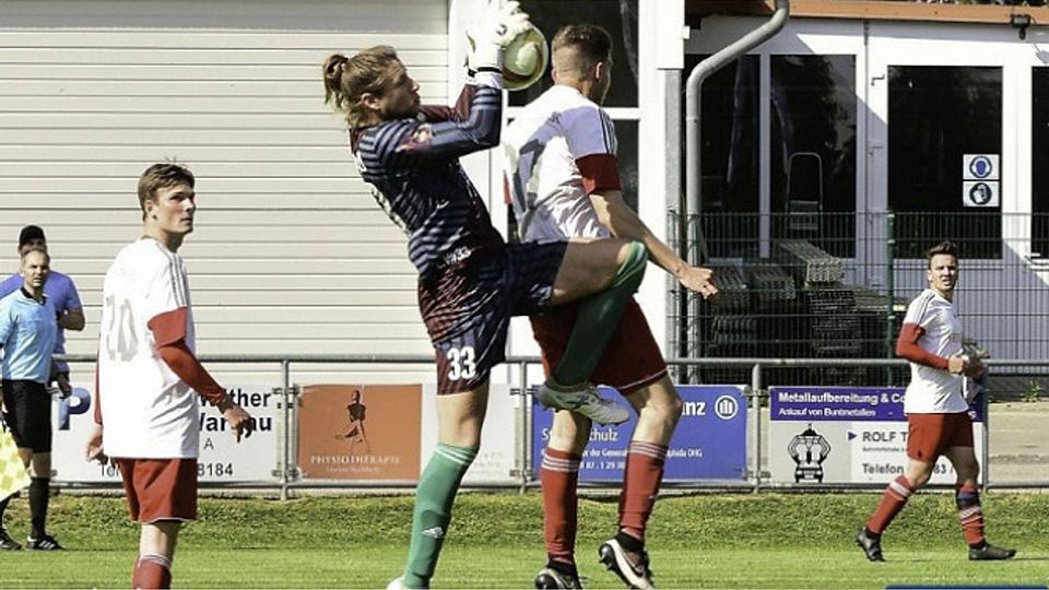 Lucas Ezequiel Vicentin in Aktion gegen den SV Union Heyrothsberge. F: Donau