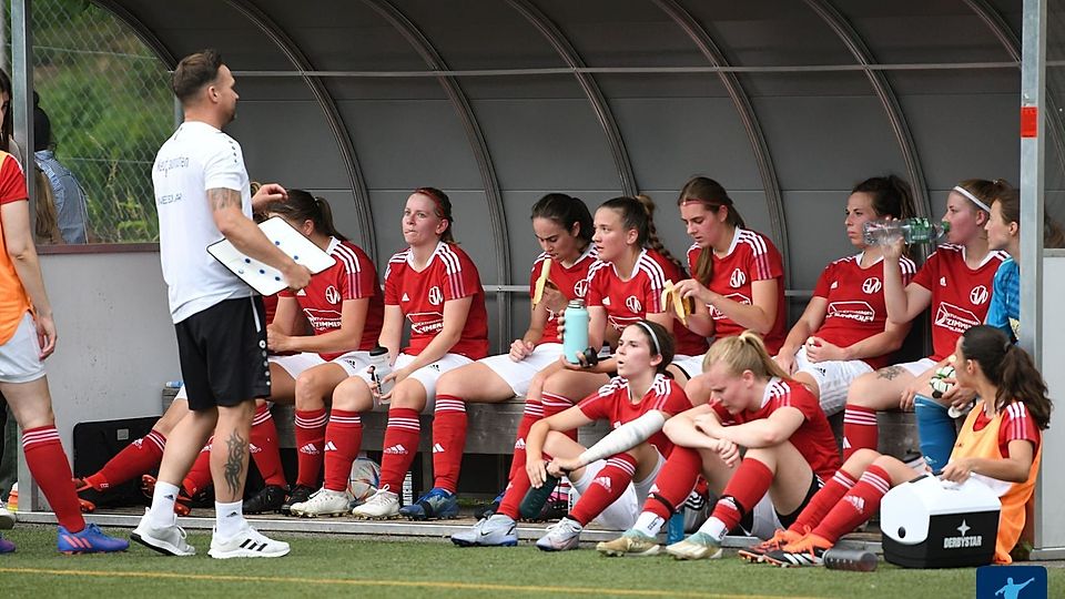 Das haben sich die SVN-Damen anders vorgestellt. Im ersten Heimspiel gab es eine knappe 1:2-Niederlage.