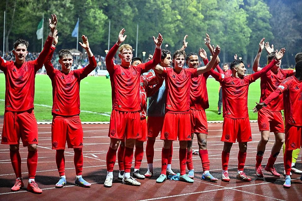 Die Bayern-Amateure ärgern Spitzenreiter Schweinfurt.