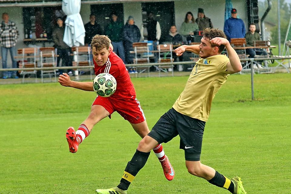 Eine überragende kämpferische Leistung zeigten die Bichler um Johann Schneider (li.) gegen Wielenbach.