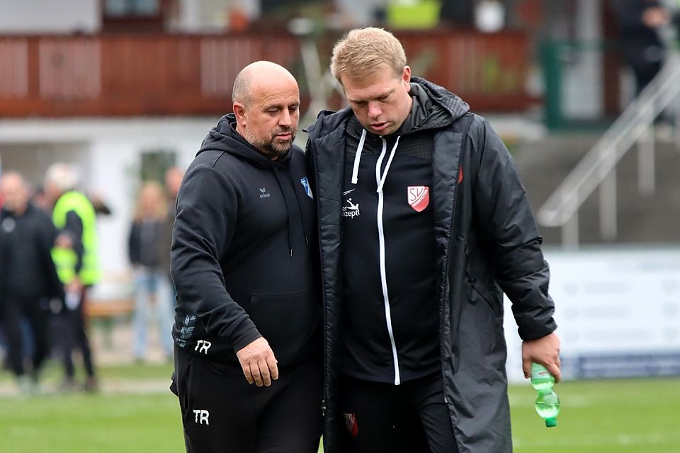 FC Ismaning : SV Heimstetten (rot), 26.10.2024 FCI -Trainer Xhevat Muriqi SVH - Trainer Roman Langer FC Ismaning : SV Heimstetten (rot), 26.10.2024 FCI -Trainer Xhevat Muriqi SVH - Trainer Roman Langer