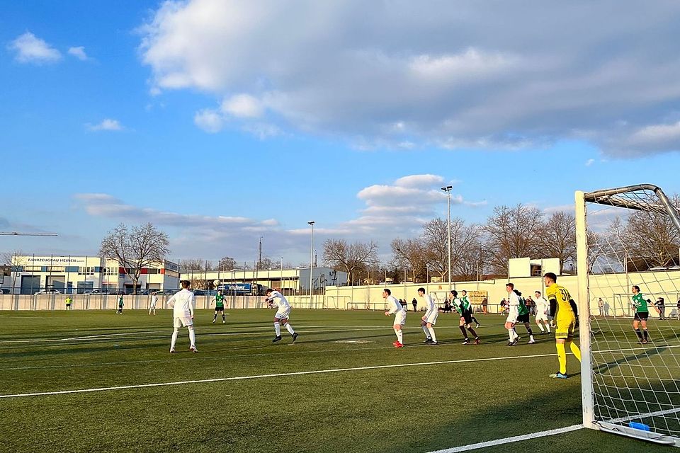 Beim VfL Benrath will künftig auch der FC Kosova spielen.