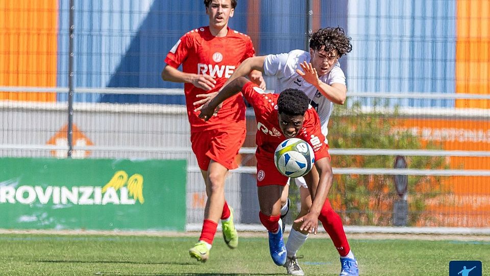 Essen ist auf Tuchfühlung mit Platz drei.