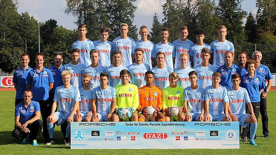 Die U19 der Stuttgarter Kickers will in Mannheim so weitermachen wie beim Heimsieg gegen Astoria Walldorf.