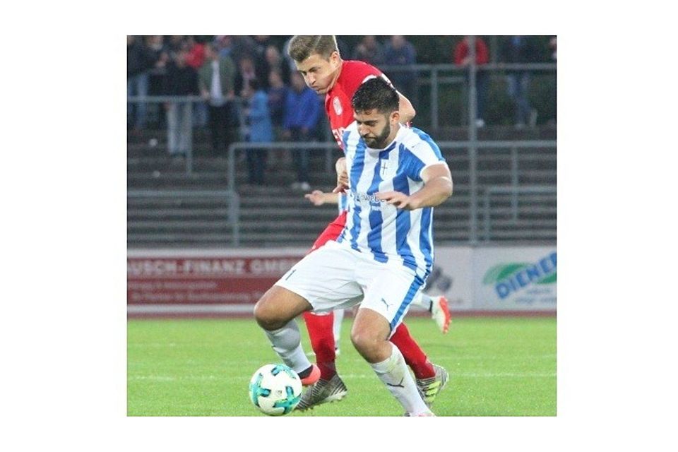 Im Pokalspiel gegen Kickers Offenbach war der TSV Lehnerz chancenlos.  	Foto:Görlich